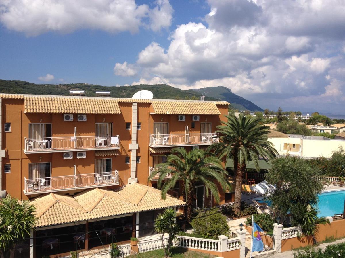 Pantheon Hall Hotel Mesongí Dış mekan fotoğraf