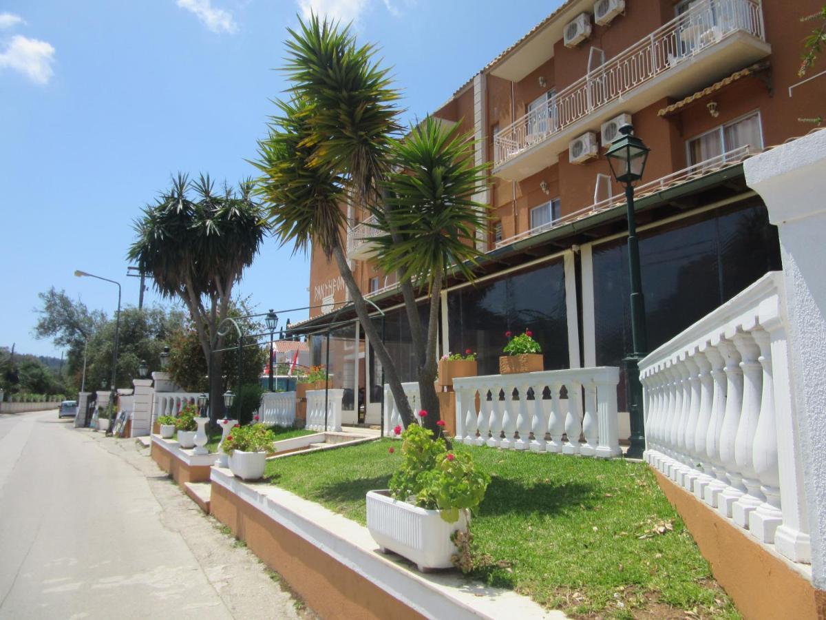 Pantheon Hall Hotel Mesongí Dış mekan fotoğraf