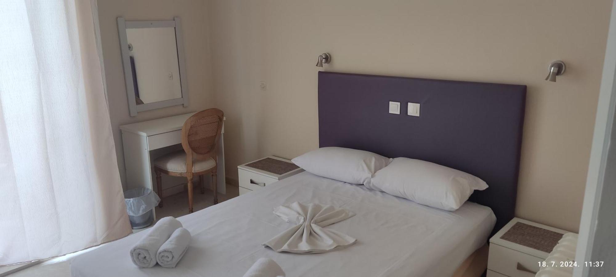 Pantheon Hall Hotel Mesongí Dış mekan fotoğraf