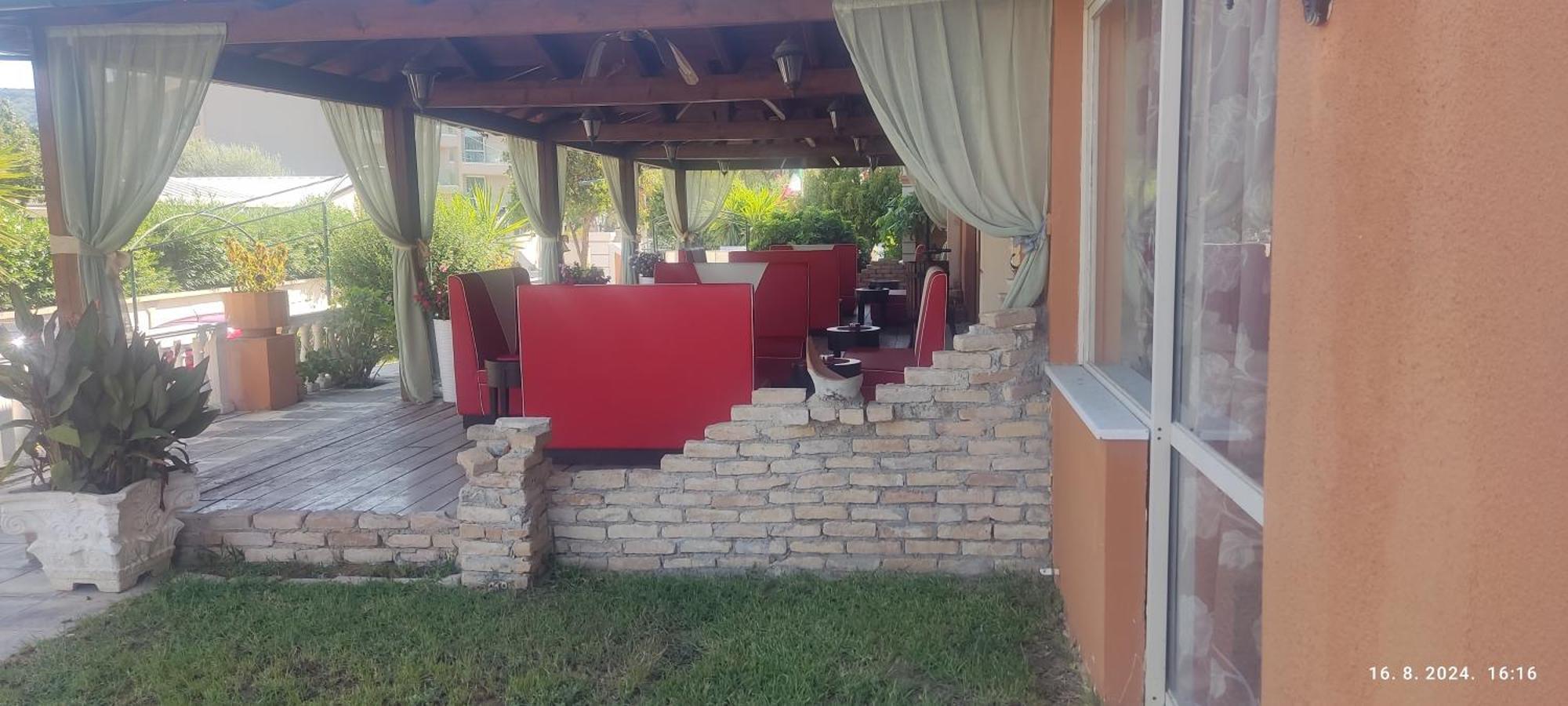 Pantheon Hall Hotel Mesongí Dış mekan fotoğraf